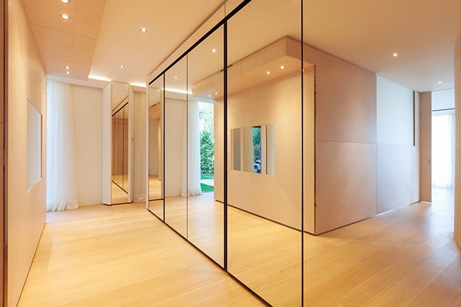 change-reality-prints-on-glass-interior-wooden-floor
