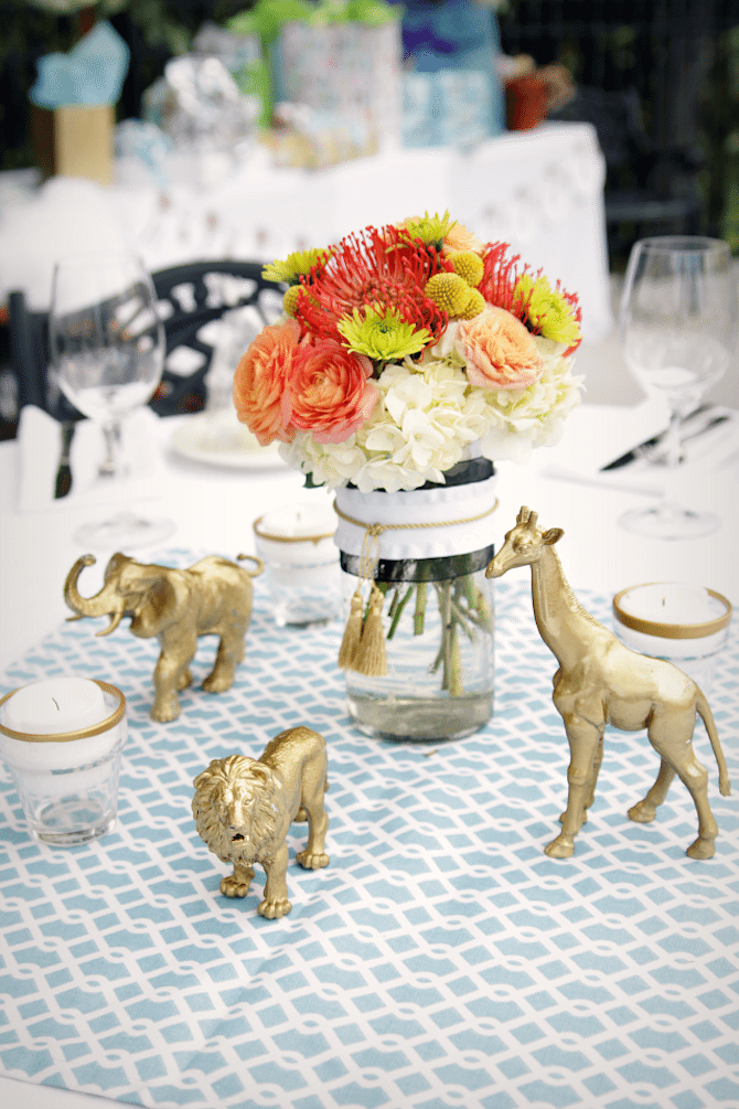 Baby Shower Themes - Gold Safari