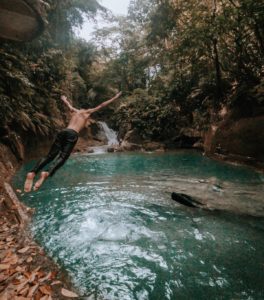 burst mode jumping in water