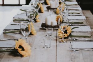 table setting decorations