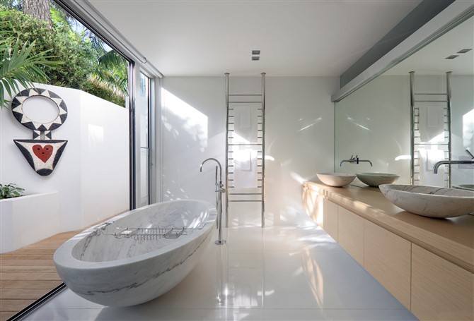 Bathroom Decorating Ideas - Minimalism