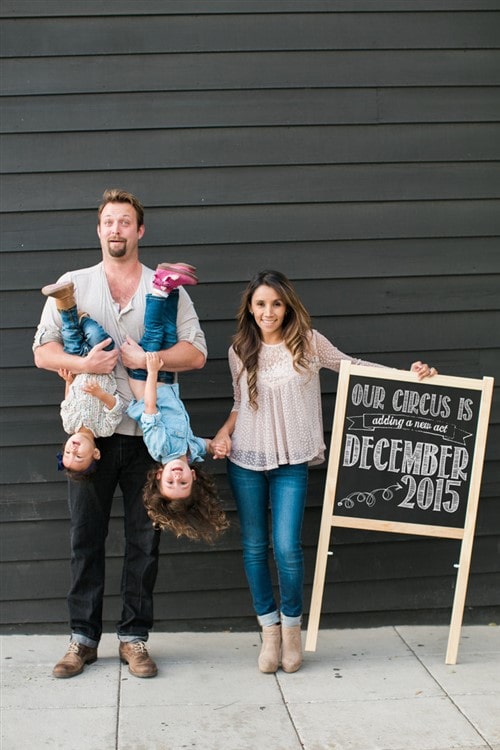 Pregnancy Announcement Ideas - New Act