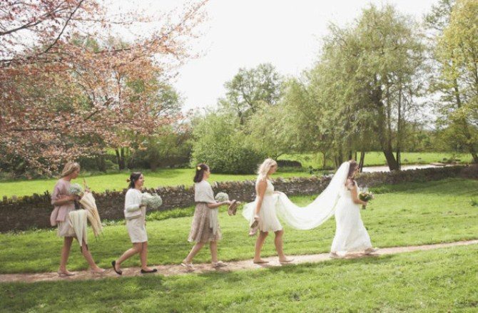 Wedding Photo Ideas - Here Comes The Bride