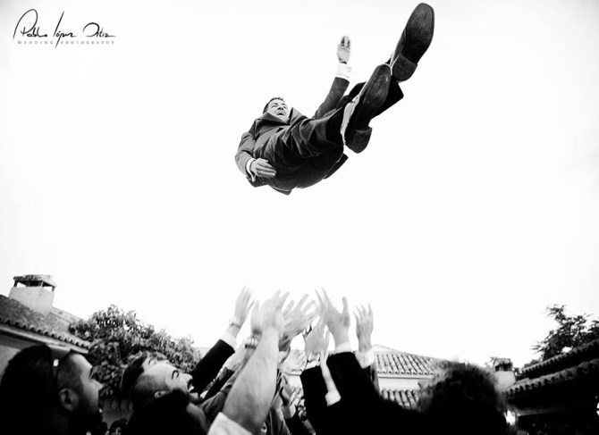 Wedding Photo Ideas - Throw The Groom