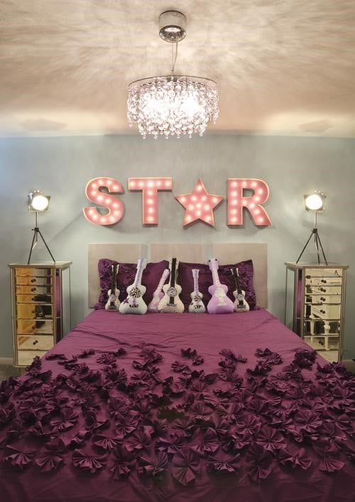 Budget Friendly Bedroom Decorating Ideas - Star Lights
