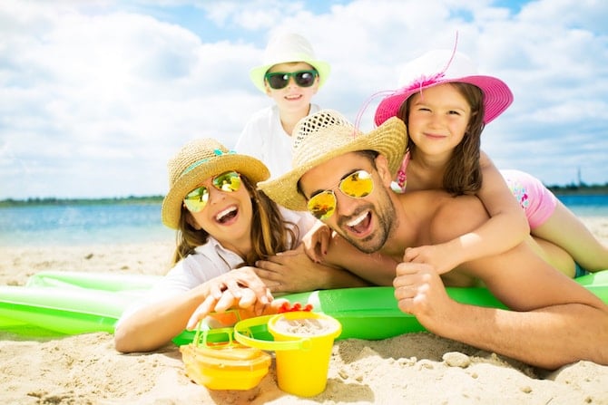 Family Portrait Ideas - Summer Holiday