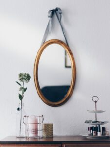 mirror decor
