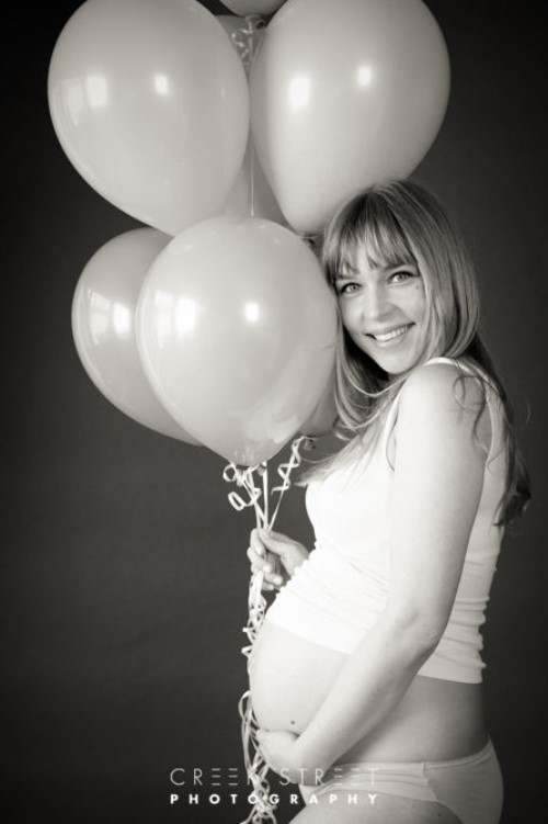 Pregnancy Photo Ideas - With Balloons